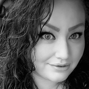 Meet your Posher, Lacey